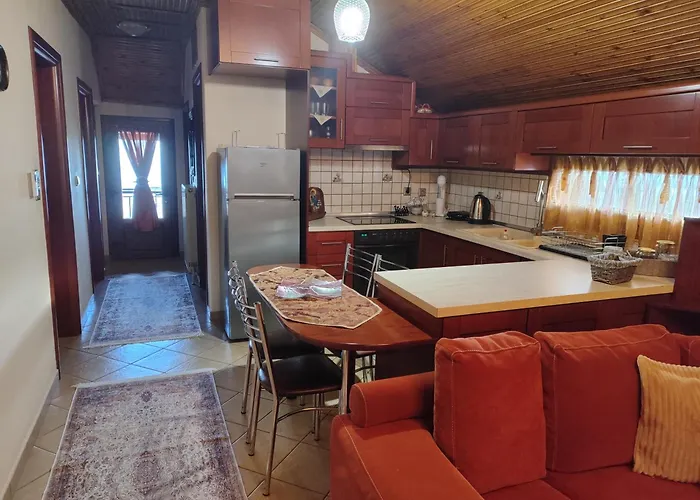 Guest House Elatochori *
